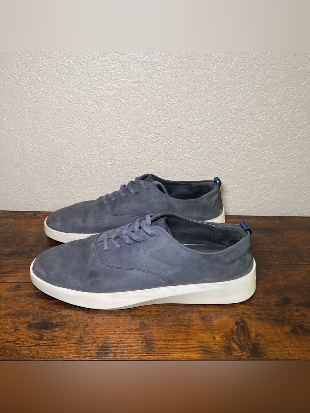 WOLF & SHEPHERD Mens Cruise Lace-up Sneakers in Navy Nubuck Leather RETAIL $199